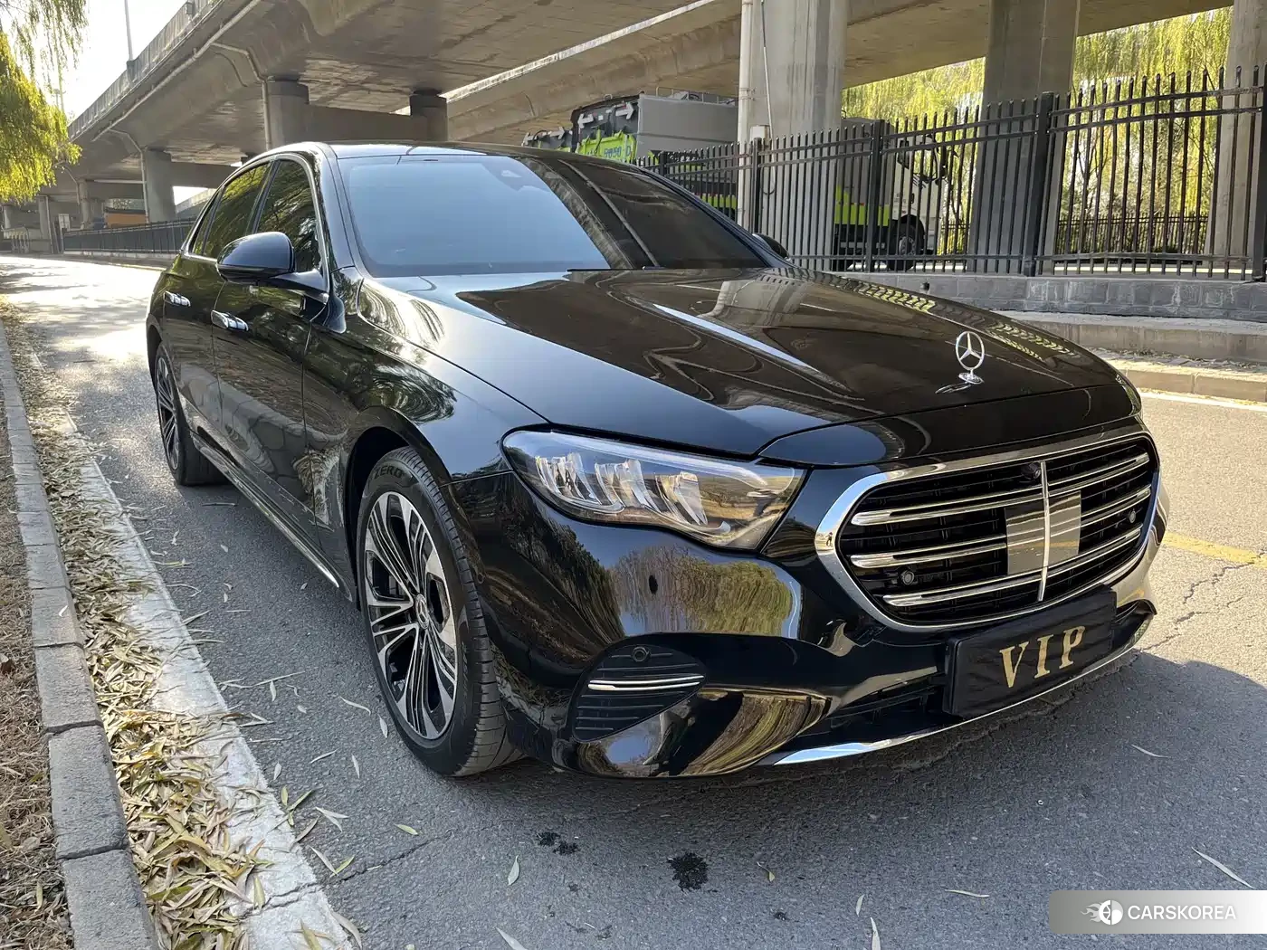 Mercedes-Benz E-Class 2024 Черный из Китая, фото 5