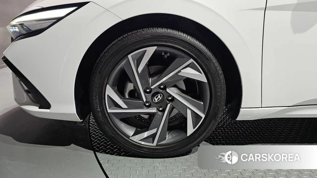 Hyundai The New Avante (CN7) id 4975376 из Кореи 15