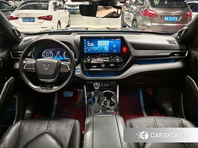 Toyota Crown 2022 Черный из Китая, фото 5