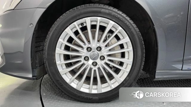 Audi A6 (C8) id 4977338 из Кореи 15
