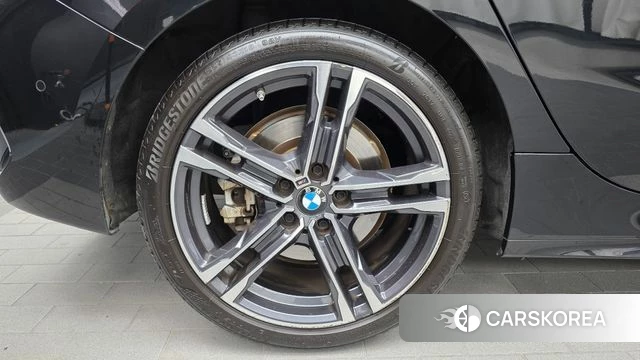 BMW 1 Series (F40) id 5002244 из Кореи 27