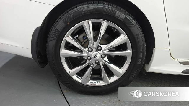 Kia The New Carnival id 5029456 из Кореи 27