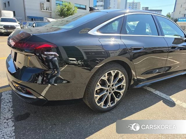 Audi A6 (C8) 2026 Черный из Кореи, фото 5