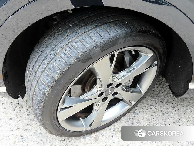 Genesis GV80 id 5001196 из Кореи 15