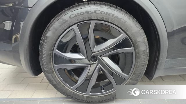 Tesla Model X id 4995238 из Кореи 27