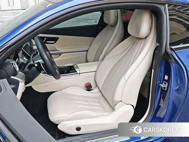 Mercedes-Benz AMG CLE 2025 Синий из Китая, фото 5