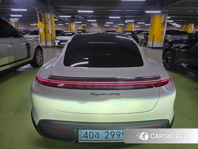 Porsche Taycan id 5016471 из Кореи 11