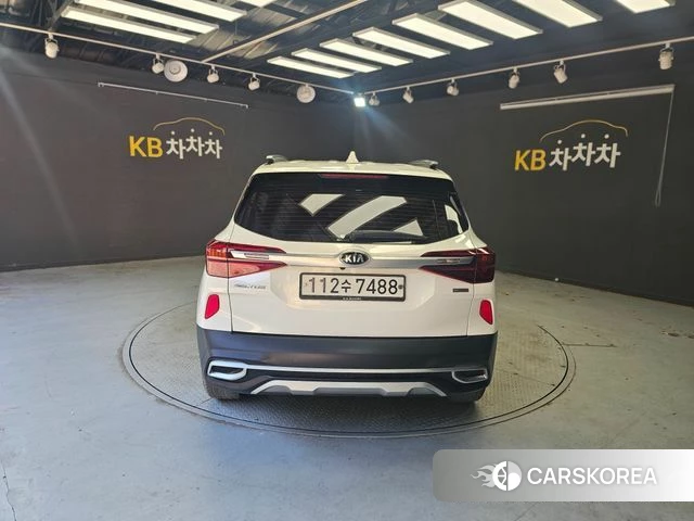 Kia Seltos id 4855918 из Кореи 15