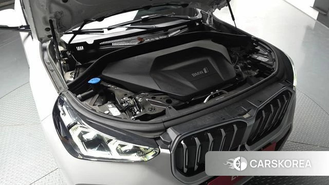 BMW iX1 (U11) id 5021673 из Кореи 31
