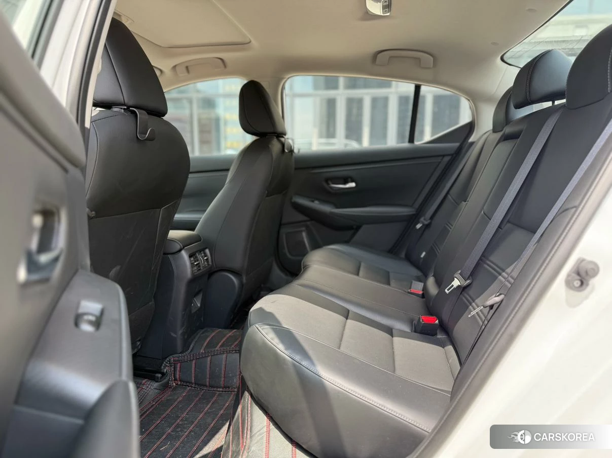Nissan Sylphy 2023 Белый из Китая, фото 6