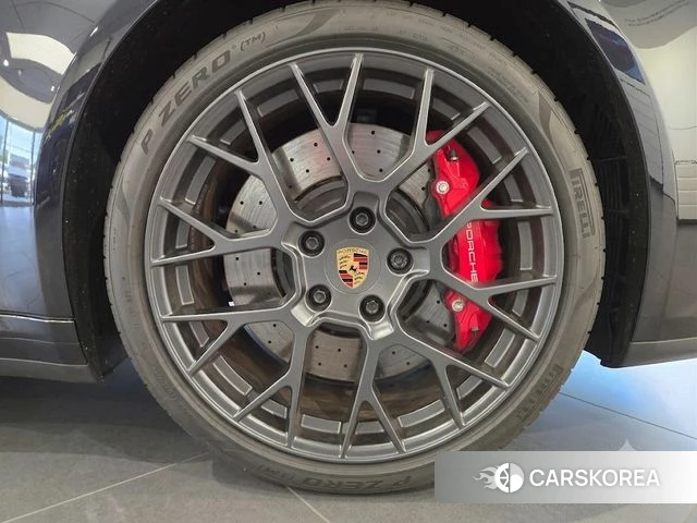 Porsche 911(992) id 4834021 из Кореи 15
