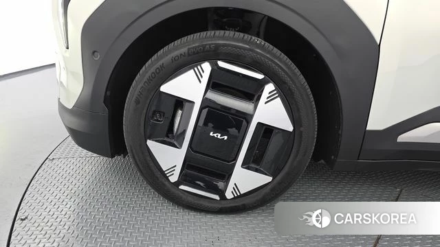 Kia EV3 id 4941145 из Кореи 15