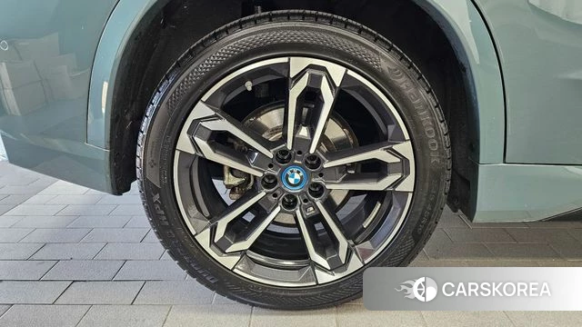 BMW iX1 (U11) id 4964818 из Кореи 32