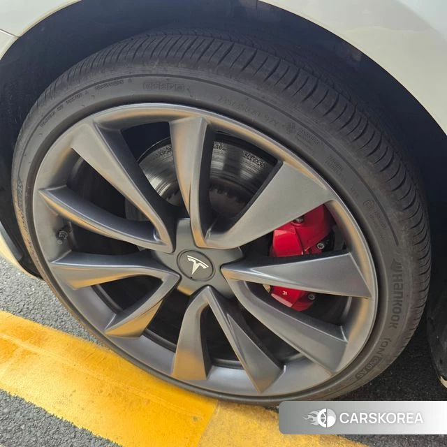 Tesla Model 3 2020 Белый из Кореи, фото 5