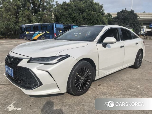 Toyota Avalon 2024 Белый из Китая, фото 5