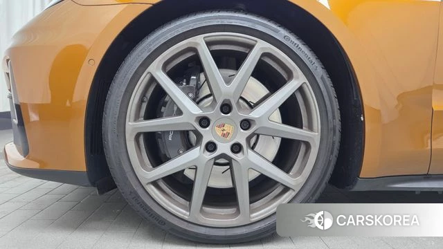 Porsche Panamera (976) id 4752641 из Кореи 31