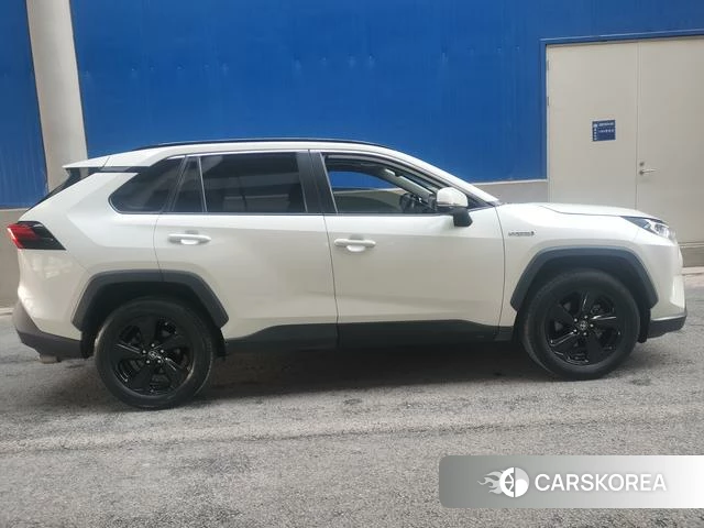 Toyota RAV4 2021 Белый из Китая, фото 6
