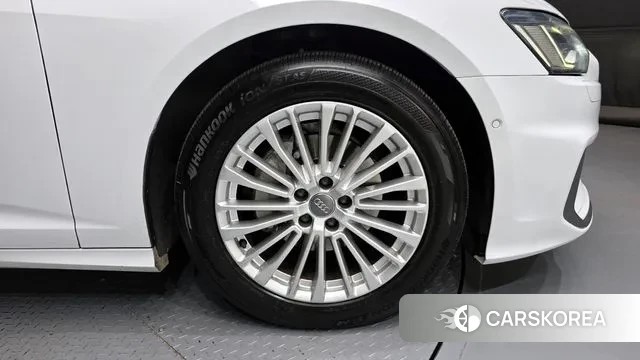 Audi A6 (C8) id 3765863 из Кореи 15