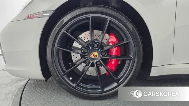 Porsche 911(992) id 4794332 из Кореи 25