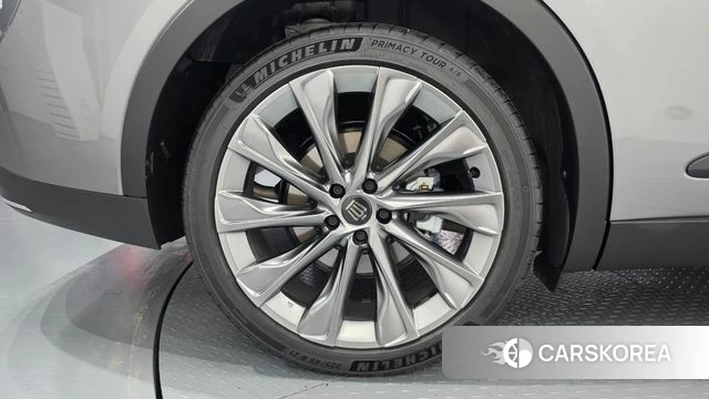 Toyota Crown Crossover id 5015830 из Кореи 26