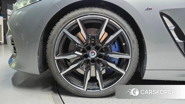 BMW 8 Series (G15) id 4996971 из Кореи 28