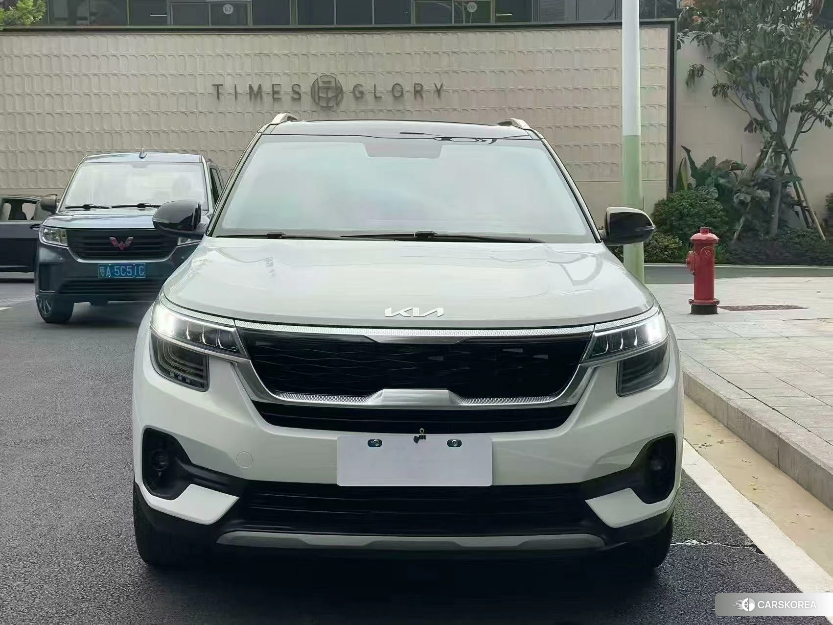 Kia KX3 2021 Белый из Китая, фото 5