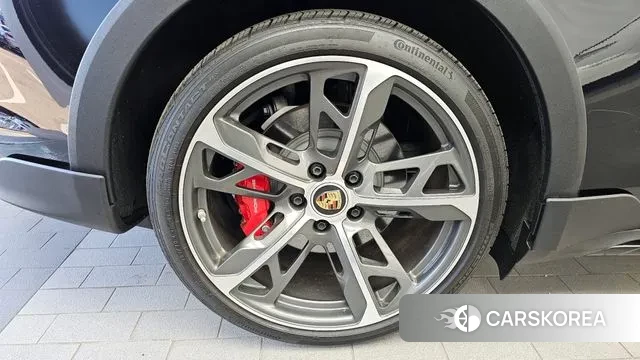 Porsche Taycan id 3341518 из Кореи 15