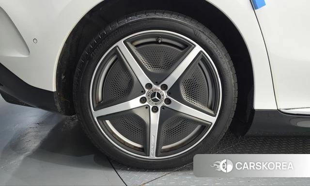 Mercedes-Benz EQE V295 id 5016773 из Кореи 28