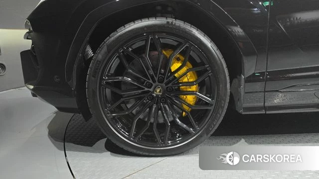 Lamborghini Urus id 4934454 из Кореи 30