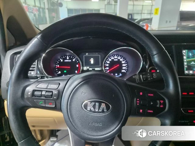 Kia All New Carnival id 5048707 из Кореи 15