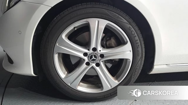 Mercedes-Benz E-Class W213 id 4605427 из Кореи 15