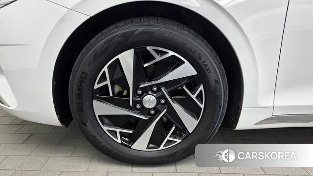 Hyundai The New Grandeur IG Hybrid id 4942389 из Кореи 28