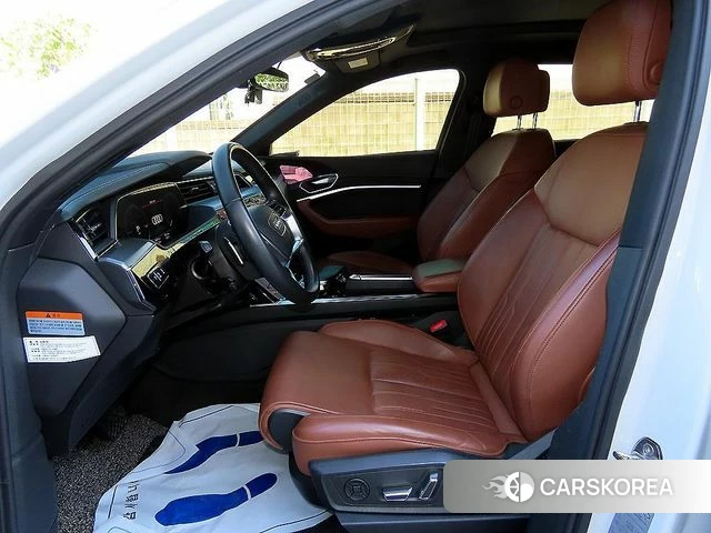 Audi e-Tron id 4966361 из Кореи 14