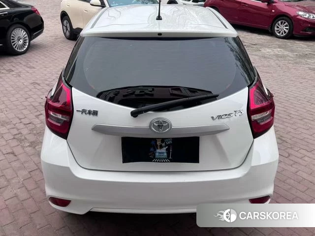 Toyota Vios 2021 Белый из Китая, фото 5