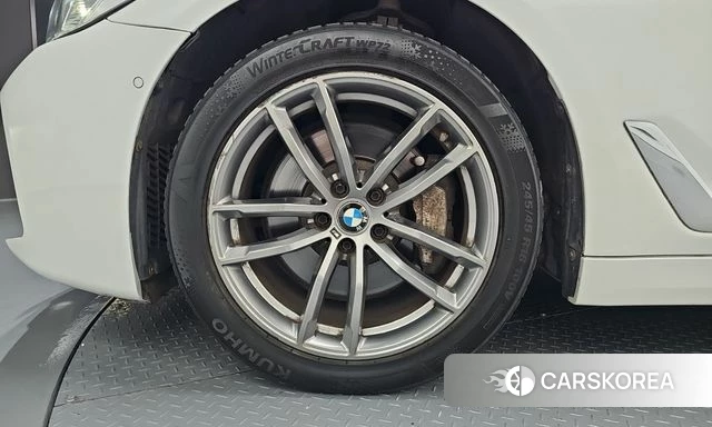 BMW 5 Series (G30) id 4944197 из Кореи 31