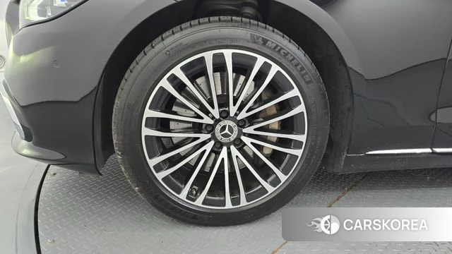 Mercedes-Benz S-Class W223 id 5017481 из Кореи 29