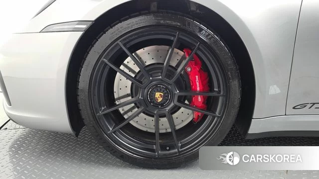 Porsche 911(992) id 4773726 из Кореи 15