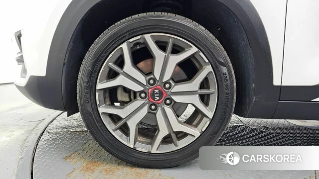 Kia Seltos id 4977755 из Кореи 15