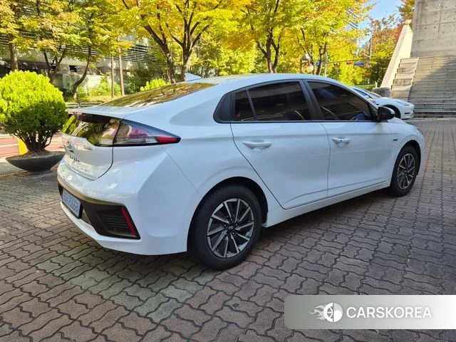 Hyundai The New Ionic Electric id 5028964 из Кореи 8