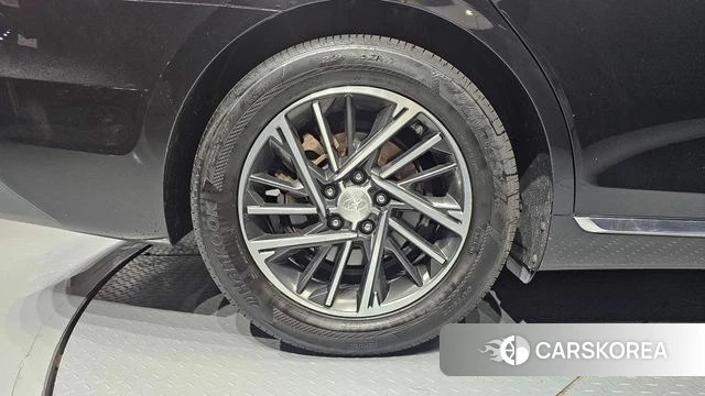 Hyundai The New Grandeur IG id 4746330 из Кореи 30