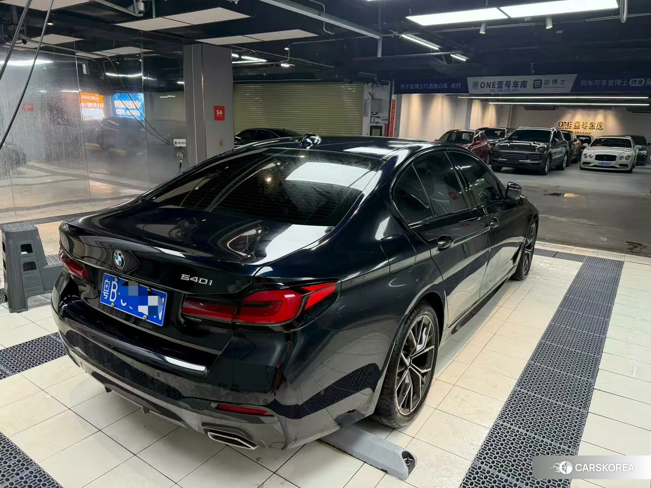 BMW 5 series 2021 Черный из Китая, фото 5