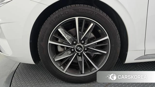 Hyundai The New Grandeur IG id 4836543 из Кореи 28
