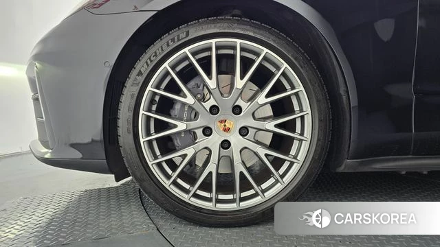 Porsche Panamera (976) id 4934925 из Кореи 15