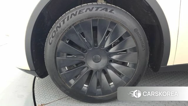 Tesla Model Y id 5040829 из Кореи 26