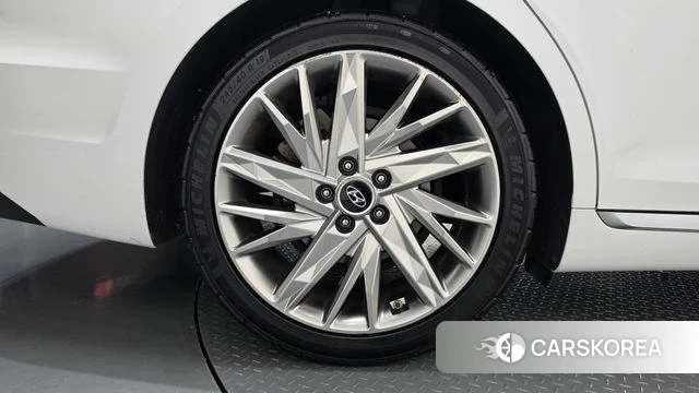 Hyundai The New Grandeur IG id 4998145 из Кореи 31