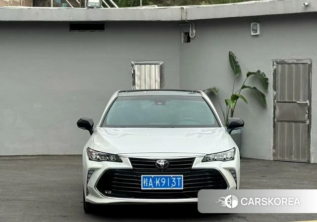 Toyota Avalon 2021 Белый из Китая, фото 5