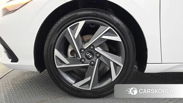 Hyundai The New Avante (CN7) id 4996361 из Кореи 25