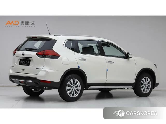 Nissan X-Trail 2025 Белый из Китая, фото 5