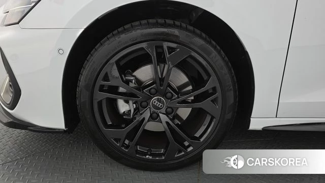 Audi A3 (8Y) id 5010920 из Кореи 28