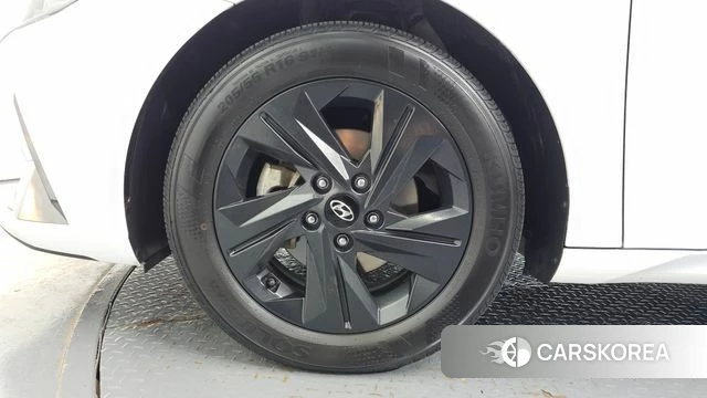 Hyundai Avante (CN7) id 5027164 из Кореи 15